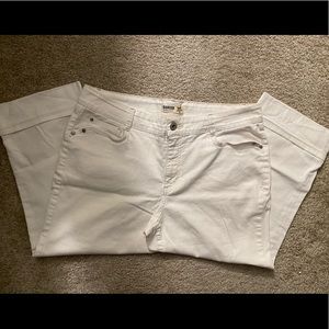 White Capri/cropped Jeans, SIze 14